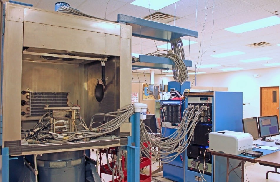FA-18 GCU Chassis in Chamber Connected to IFDIS FA-18 GCU Chassis in Chamber Connected to IFDIS